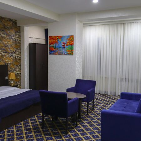 Kristal Inn Hotel Baku Exterior foto