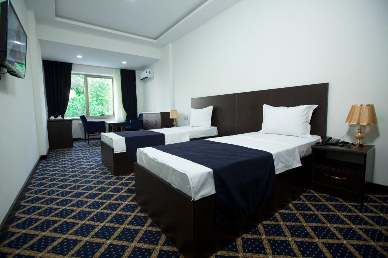 Kristal Inn Hotel Baku Exterior foto