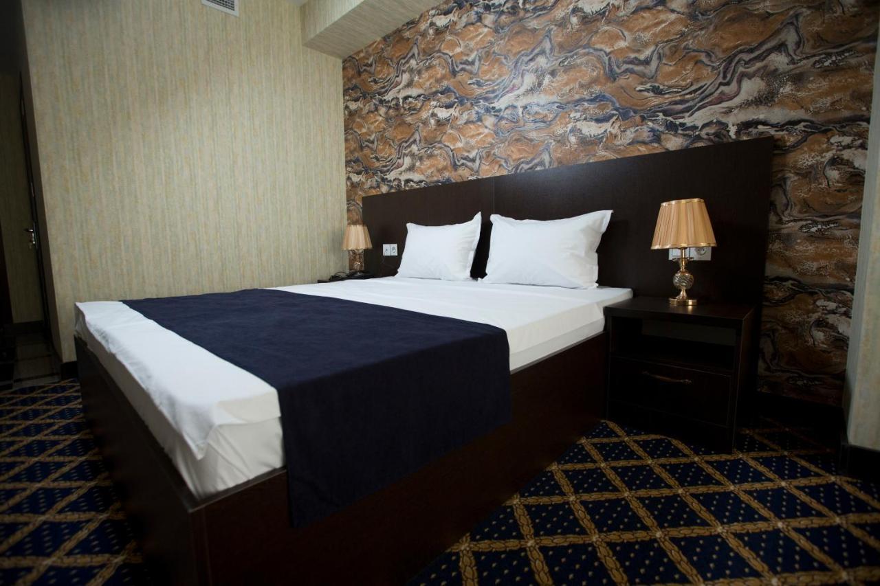 Kristal Inn Hotel Baku Exterior foto