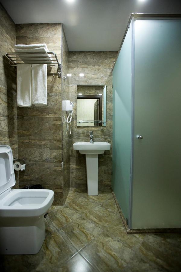 Kristal Inn Hotel Baku Exterior foto