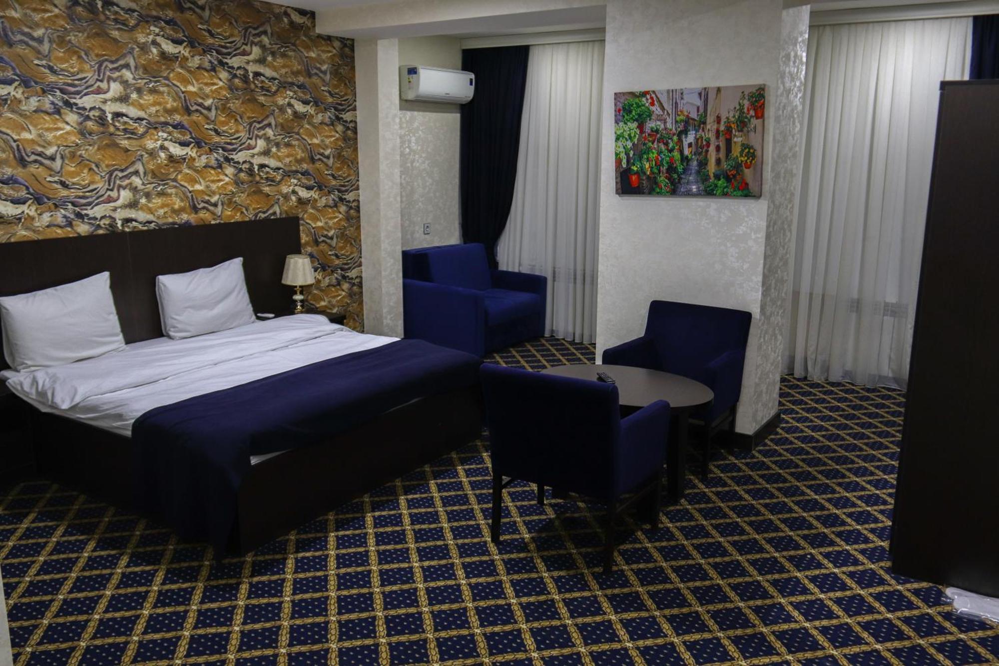 Kristal Inn Hotel Baku Exterior foto